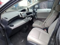 Jual mobil bekas murah Honda Freed 1.5 2011 di Banten 8