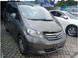 Jual mobil bekas murah Honda Freed 1.5 2011 di Banten 6