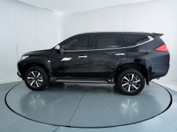 Mitsubishi Pajero Sport Dakar 4x2 AT 2019 Hitam 5