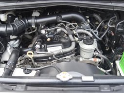Toyota Kijang Innova Q 2017 4