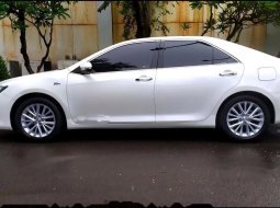 Mobil Toyota Camry 2016 V terbaik di DKI Jakarta 8