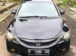 Jawa Barat, Honda Civic 2.0 2010 kondisi terawat 12