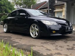 Jawa Barat, Honda Civic 2.0 2010 kondisi terawat 10