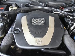 Mercedes-Benz S-Class 300 2010 6