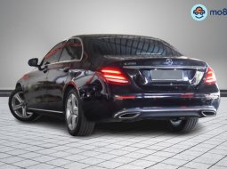 Mercedes-Benz E-Class 250 2018 1