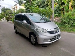 Honda Freed 2013 Banten dijual dengan harga termurah 12