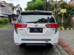 Toyota Kijang Innova V A/T Diesel 2019 Putih 3