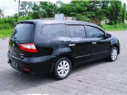 Mobil Nissan Grand Livina 2016 XV dijual, Jawa Timur 6