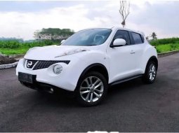 Jawa Timur, Nissan Juke 1.5 CVT 2012 kondisi terawat 7