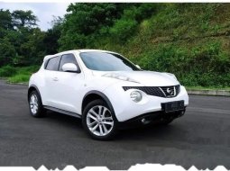 Jawa Timur, Nissan Juke 1.5 CVT 2012 kondisi terawat 5