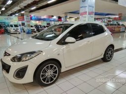 Jual cepat Mazda 2 Hatchback 2011 di Jawa Timur 4