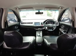 Honda HR-V 1.5L E CVT 2016 Putih plat S km 40 ribu 5