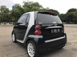 Smart fortwo Cabrio 2010 Hitam 7