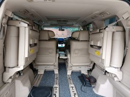 Toyota Alphard 2.5 G A/T 2011 Hitam 10