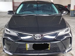 Toyota Altis V A/T ( Matic ) 2019 Putih Km 28rban Siap Pakai