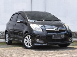 Toyota Yaris S Limited 2012 1