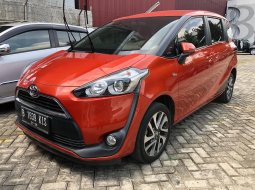 Toyota Sienta V MT 2016 2