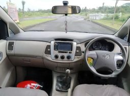 Toyota Kijang Innova 2013 Jawa Timur dijual dengan harga termurah 2
