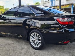 Toyota Camry 2.5 V 2017 / 2018 / 2016 Black On Beige Mulus Siap Pakai TDP 40Jt 8