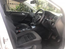 Dijual mobil bekas Volkswagen Golf TSI, Banten  2