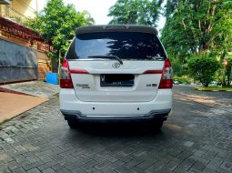 Toyota Kijang Innova 2.4G 2013 Putih grill besar 4