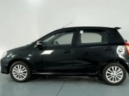 Toyota Etios 2016 Hitam 2