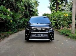 Mobil Toyota Voxy 2017 terbaik di DKI Jakarta