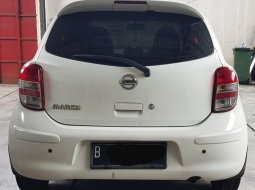 Nissan March XS A/T ( Matic ) 2011 Putih Siap Pakai Goos Condition 2