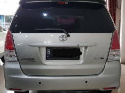 Toyota Innova 2.0 G A/T ( Matic Bensin ) 2009 Silver Siap Pakai Good Condition 2