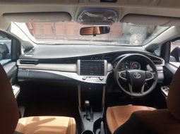 Toyota Kijang Innova V 2.0 Metic 2016 10