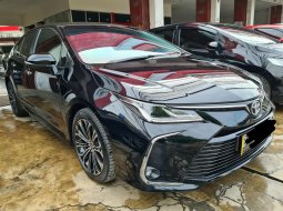 Toyota Altis V 1.8 AT ( Matic ) 2019 Hitam Km 28rban Good Condition 2