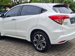 Honda HR-V 1.8 Prestige 2017 / 2018 / 2016 White On Black Mulus Pjk Pjg TDP 45Jt 8
