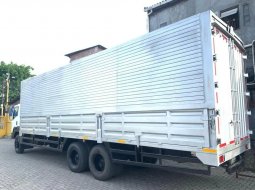 240ps Isuzu Giga tronton 6x2 FVM34W Wingbox 2012 FVM 34 W Wing box bok 4