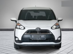 Toyota Sienta V CVT 2018 MPV