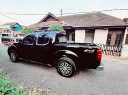 Nissan Frontier Dual Cab 2013 Hitam 4