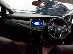 Toyota Kijang Innova 2.0 G 2019 AT Hitam 8