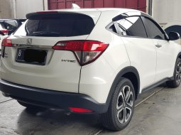 Honda HRV E Special Edition A/T ( Matic ) 2019 Putih Km Antiik 9rban Siap Pakai 2