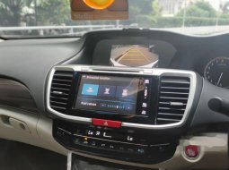 Mobil Honda Accord 2017 VTi-L dijual, DKI Jakarta 1