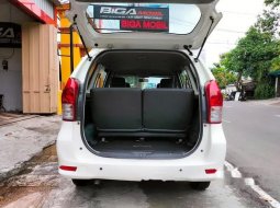 Jual Daihatsu Xenia D STD 2013 harga murah di Jawa Timur 2