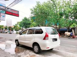 Jual Daihatsu Xenia D STD 2013 harga murah di Jawa Timur 7