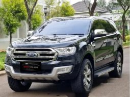 Jual Ford Everest Titanium Plus 2015 harga murah di Banten
