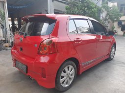 Toyota Yaris E 1.5   At 2013 Merah 8