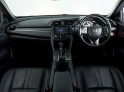 Honda Civic E Turbo Hatchback AT 2018 Hitam 6