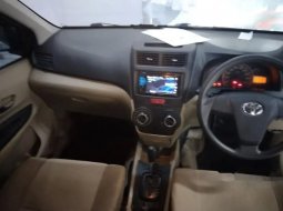 Jual mobil bekas murah Toyota Avanza E 2012 di Jawa Barat 5