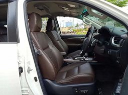 Mobil Toyota Fortuner 2018 VRZ dijual, Banten 6