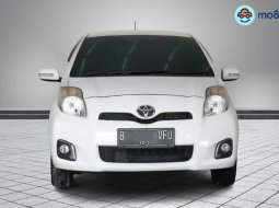 Toyota Yaris J 2013 Hatchback 7