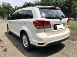 Dodge Journey SXT AT 2013 Putih 3