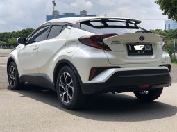 Toyota C-HR 1.8L CVT 2019 Putih 3