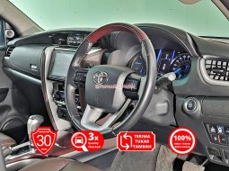 Toyota Fortuner VRZ TRD 2.4 A/T 2018 4