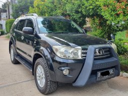 Toyota Fortuner 2.4 G AT 2009 2